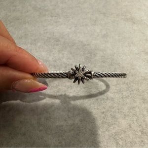 EUC David Yurman silver & diamond Starburst Single Station bracelet